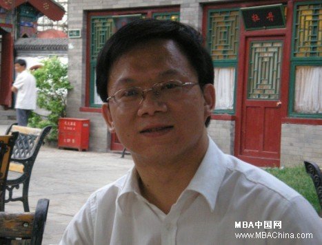 中央民族大学MBA中心主任黄锐老师